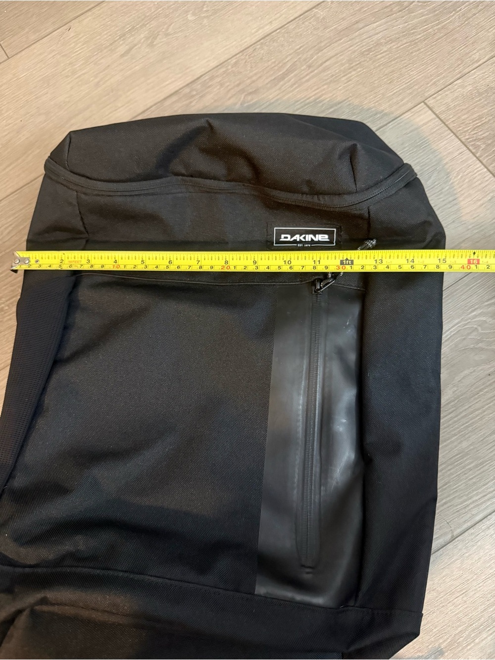 Dakine Black Everyday Backpack - Picture 9 of 9